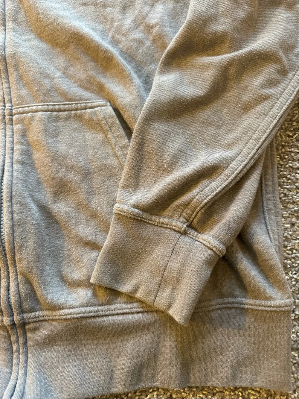 The North Face USA Full Zip Hoodie - Size L